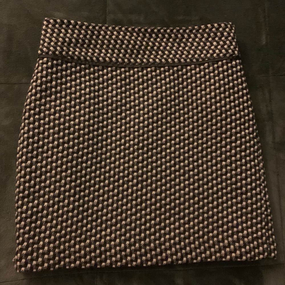 Anne Taylor Loft skirt